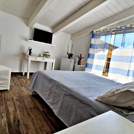 A Casa Di Antonella Bed & Breakfast Scauri (Lazio)
